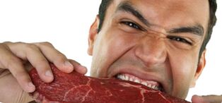 Ēdot vīrieti ar gaļu, lai palielinātu potenci